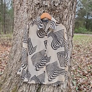 Cassee's. Black and Cream Sheer Geometric Button-Up Shirt. Size L. Like New!